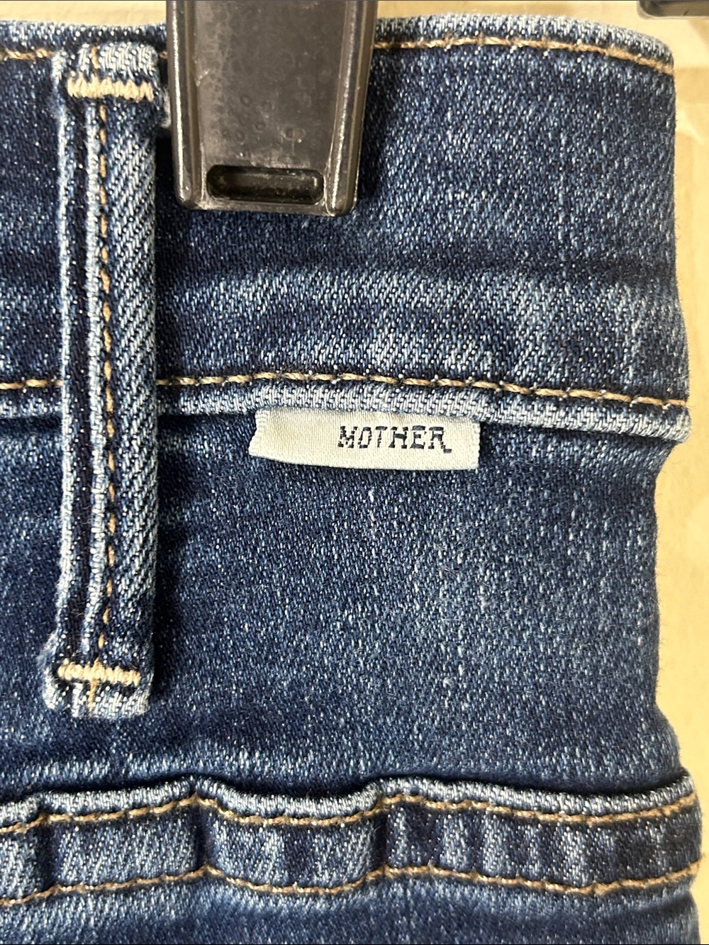 MOTHER The Hustler Ankle Fray Howdy Wash Size 25 - Picture 6 of 16